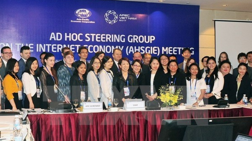 APEC SOM1 enters 11th working day