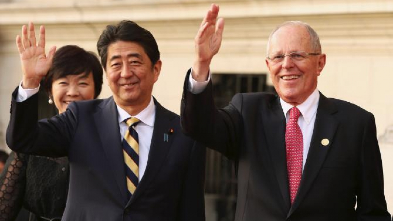 Pacific rim leaders scramble for trade options in Trump era
