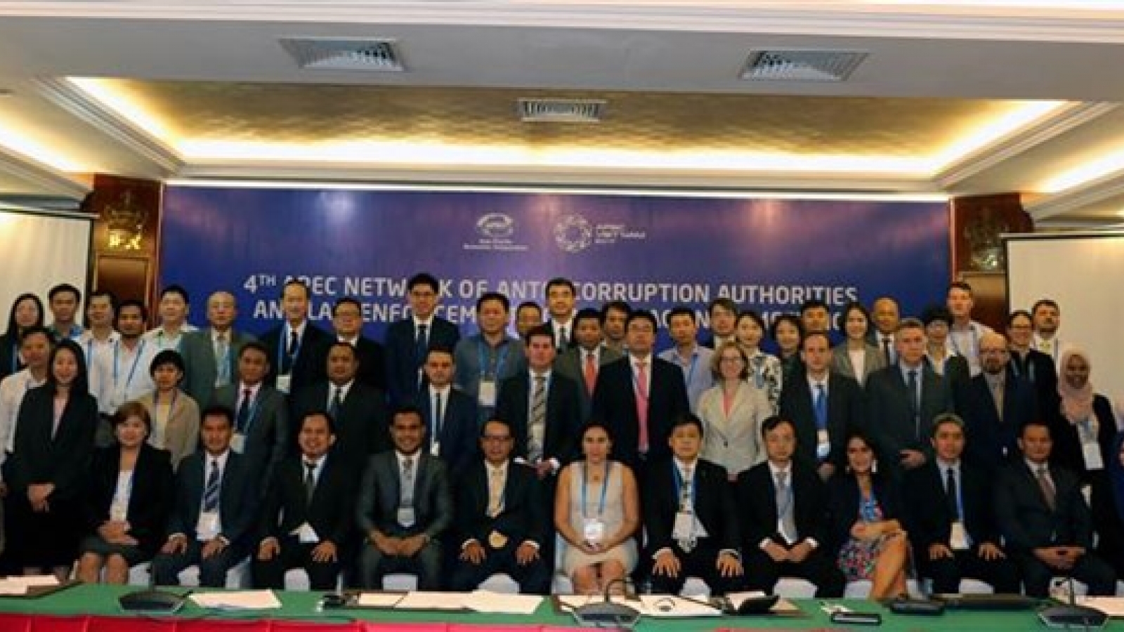 APEC officials continue discussing major issues