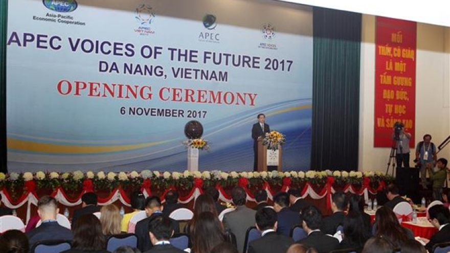 
        APEC 2017 Voices of the Future opens in Da Nang
                              