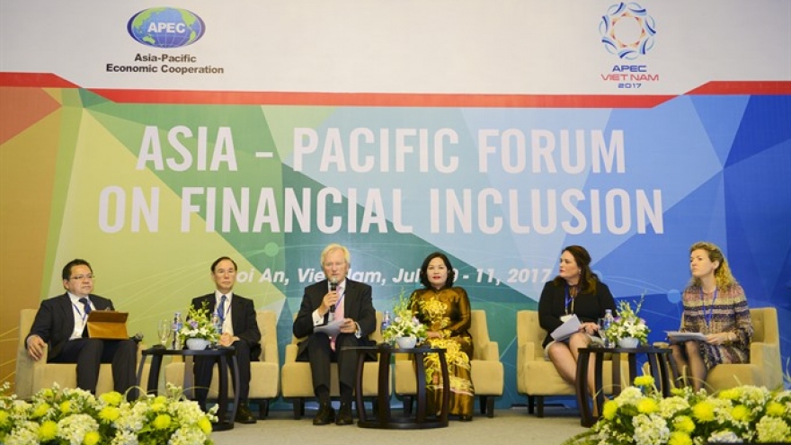 APEC members discuss sustainable finance