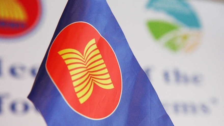 
        ASEAN photo exhibition marks bloc founding anniversary
                              