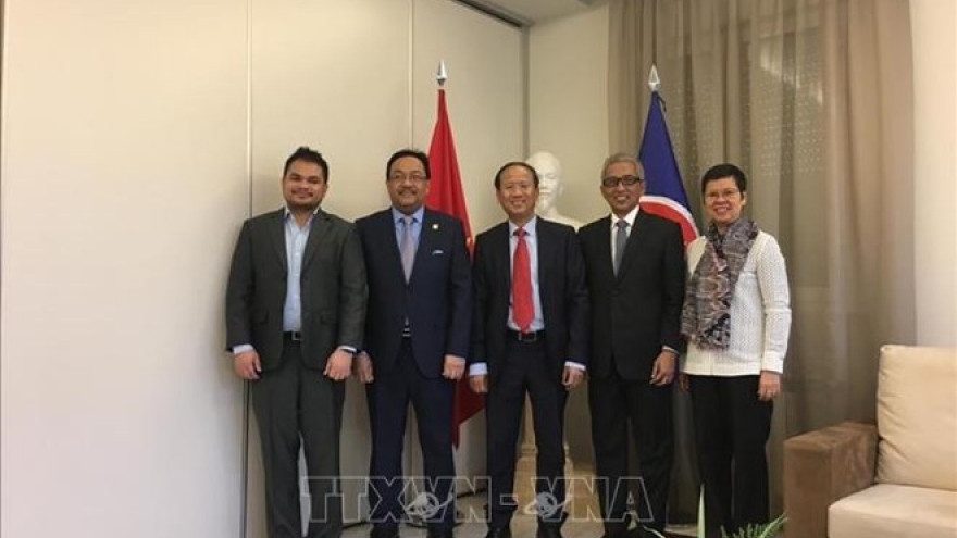 Vietnam undertakes Chair of ASEAN Committee in Madrid