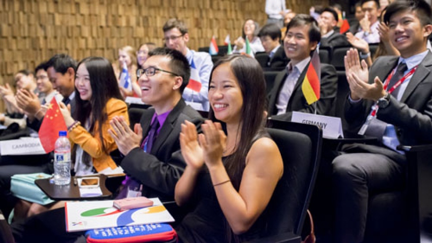 ASEM Youth Week delegates gather in Hanoi