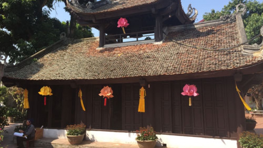 
        Visiting Kien So Pagoda on early days of the New Year
                          
                      