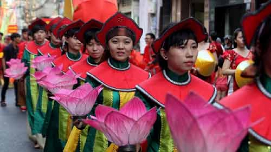 
        Hoa community in HCMC celebrate Lantern Festival
                          
                      