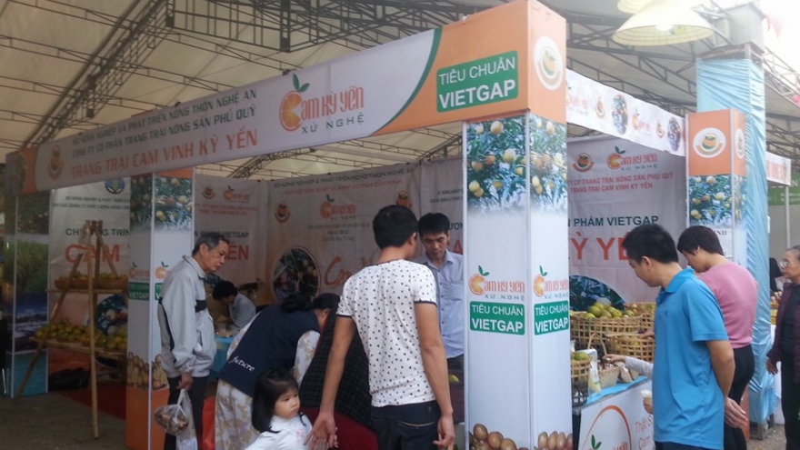 Agricultural fair draws record number of foreign traders