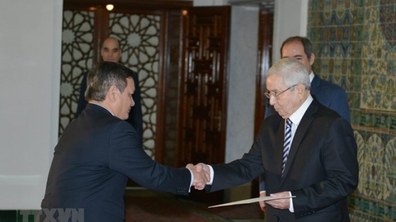 Algerian President hopes to foster relations with Vietnam