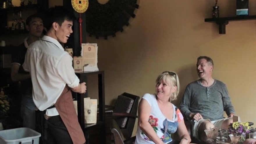 Ancient Hoi An city revives gentle manners in tourism