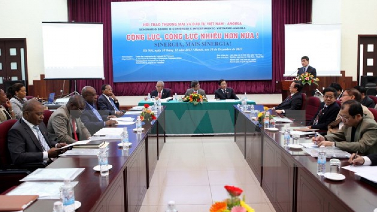Angola desirous of expanding cooperation with Vietnam