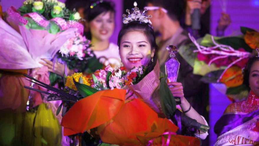 Student wins pageant for handicapped women