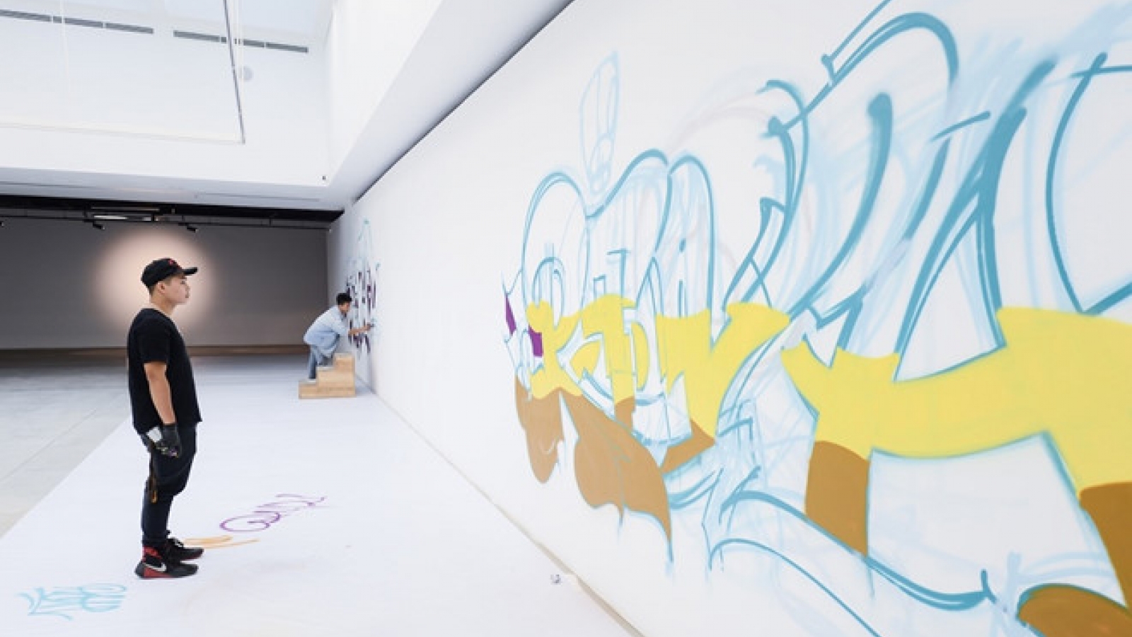 Must see: Stunning street art exhibition in Hanoi