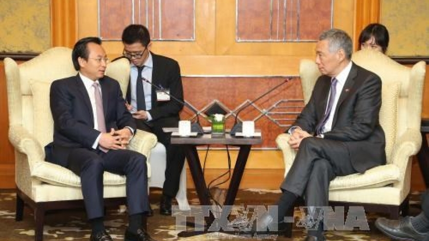 Singaporean PM meets Da Nang official