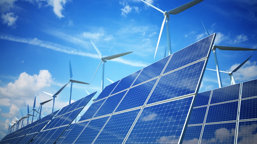 Saudi Arabia firms eye renewable energy projects