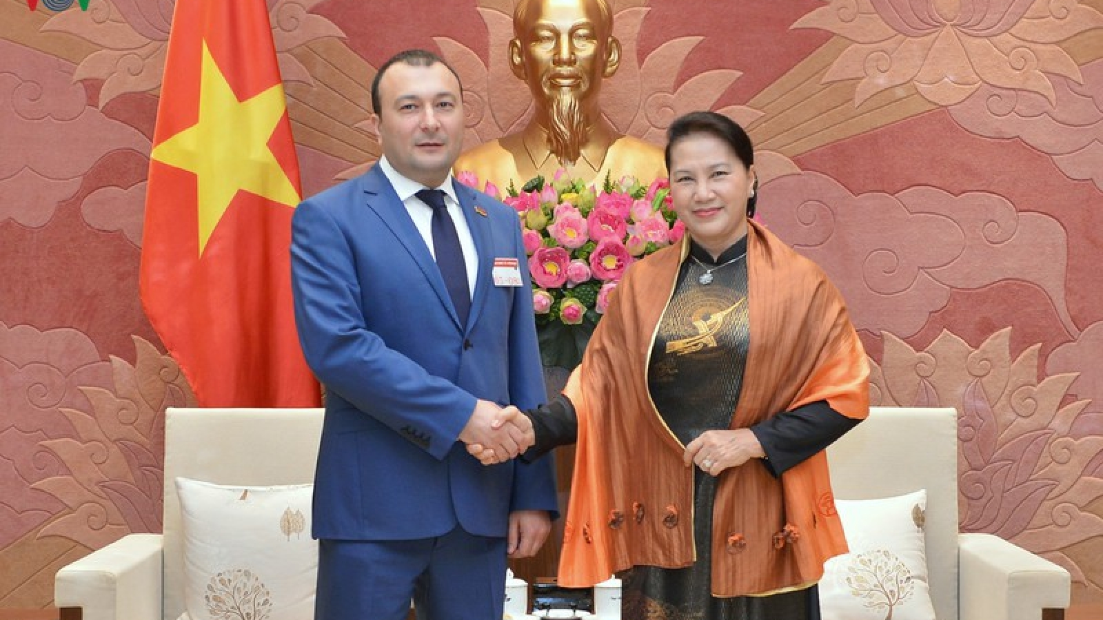 NA Chairwoman receives Armenian and Japanese guests