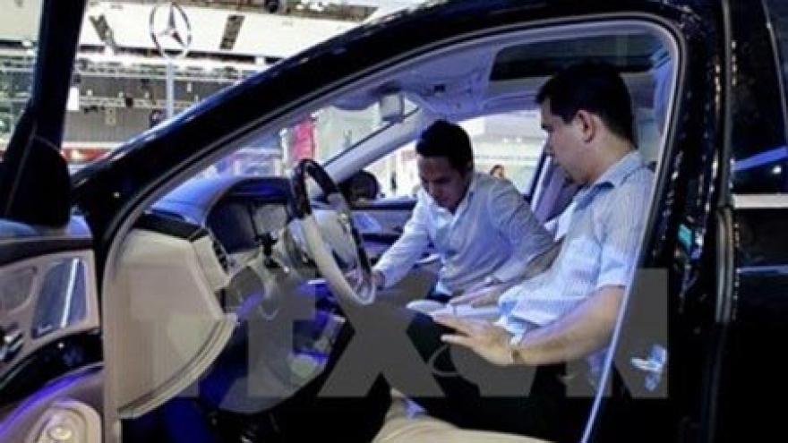 High prices hamper auto growth in Vietnam