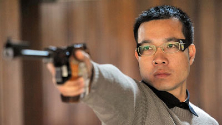 Shooter Xuan Vinh claims Asian gold medal