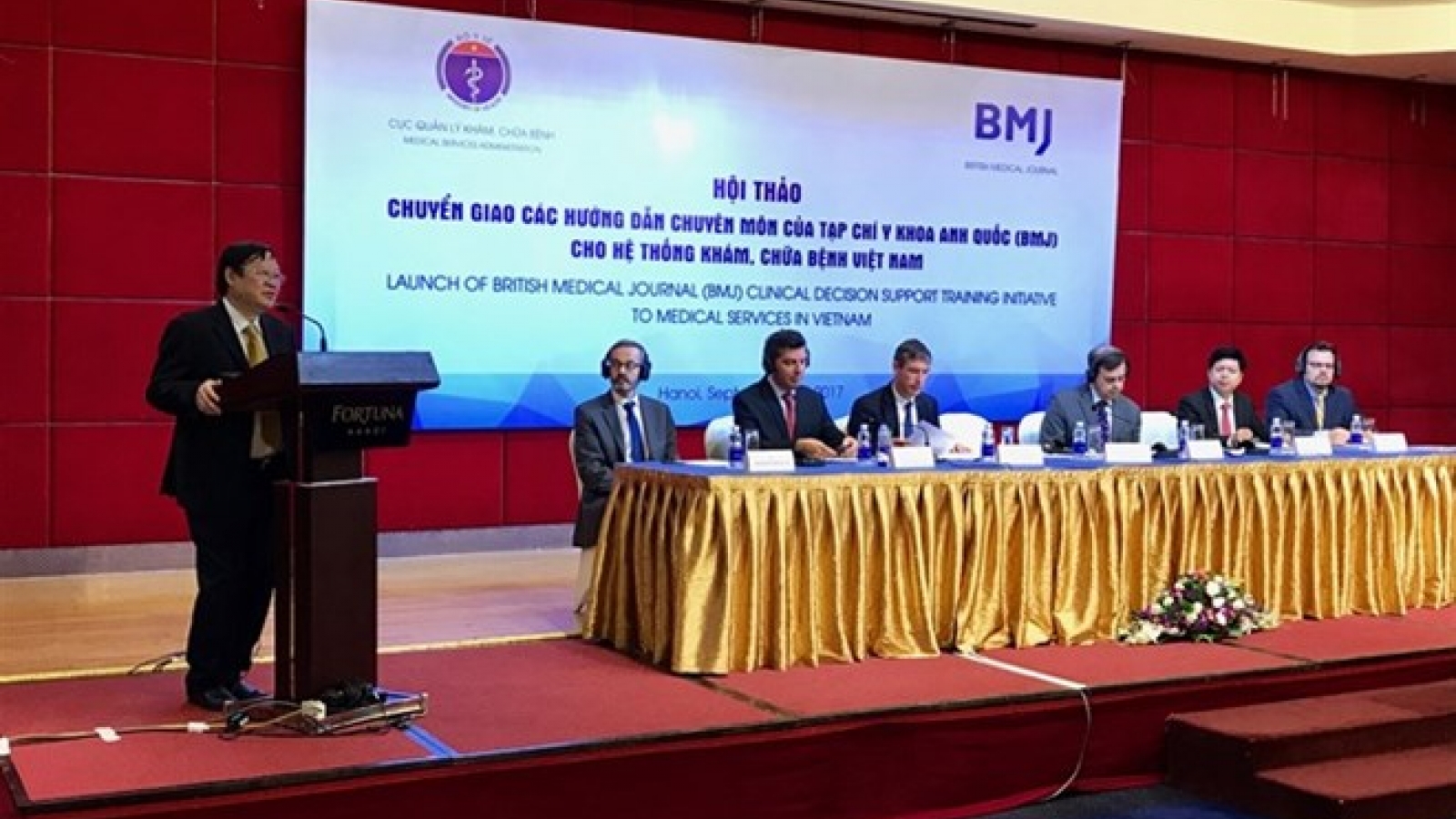 Initiative to improve professional skills of Vietnamese doctors