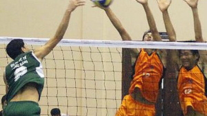 Can Tho hosts student volleyball tourney