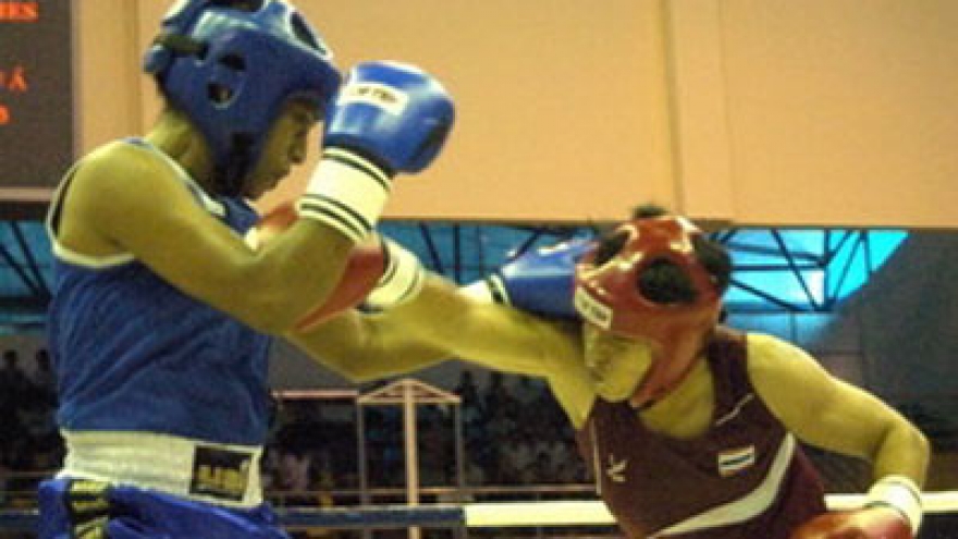 Haiphong hosts huge boxing event 