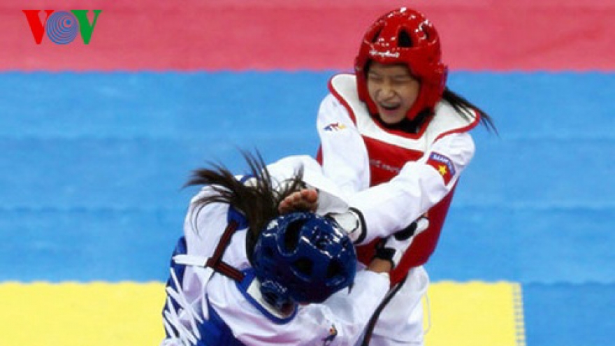 ASIAD 17: Female boxers win two bronze medals