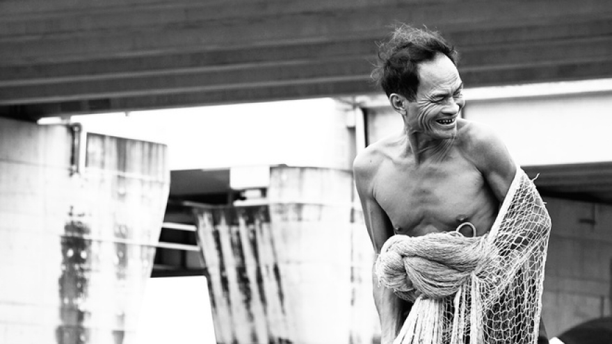 Cheating the Lord of the Saigon River