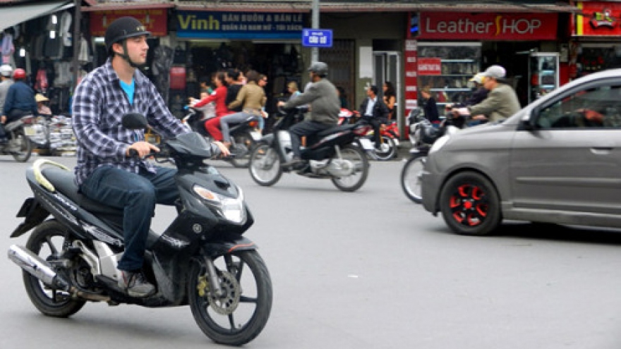 Learning to live in Hanoi