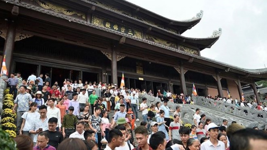 Festival kicks off at Vietnam’s largest pagoda