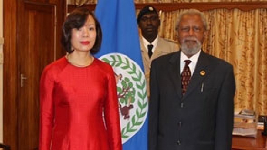 Vietnam, Belize promote bilateral ties
