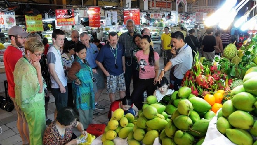 HCM City prepares for massive tourism