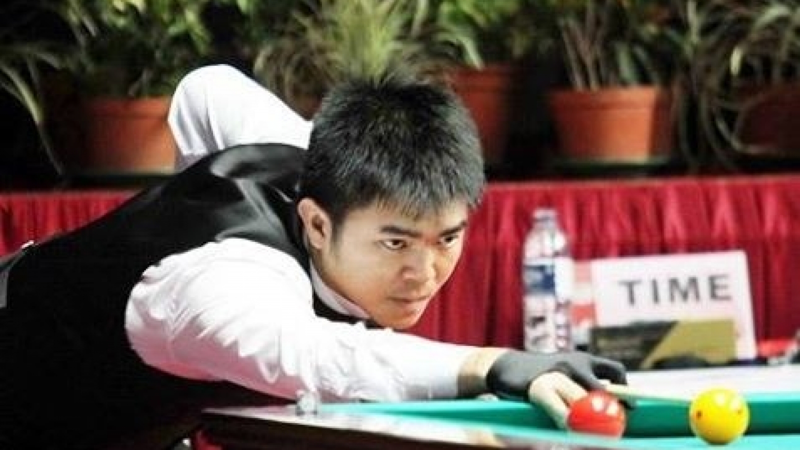 Nguyen bags bronze at World Cup 3-Cushion Carom Billiards