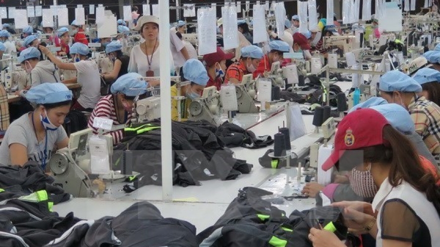 Binh Duong cares for workers on Lunar New Year