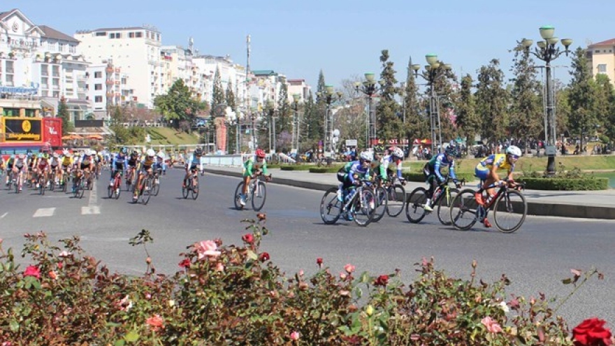 Binh Duong int’l women’s cycling tournament opens
