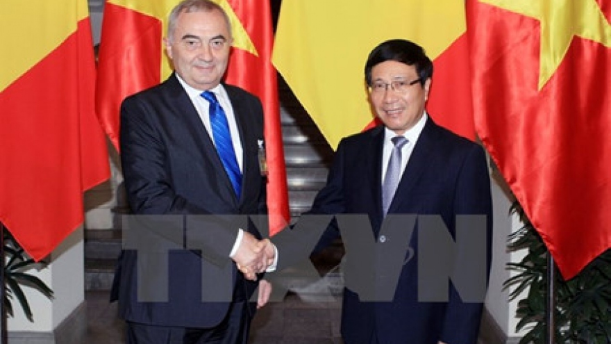 Romania supports peaceful settlement of disputes in East Sea