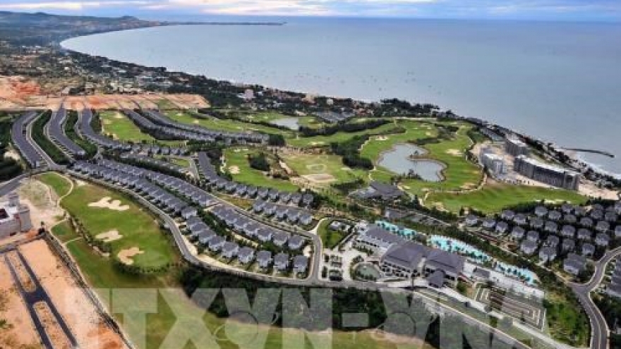 
        Binh Thuan develops sea-based economy
                                  
              