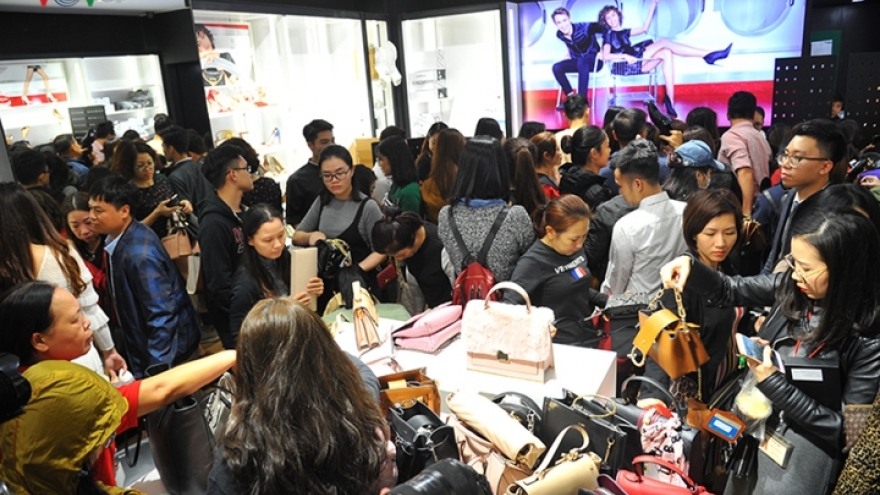 Black Friday “storm” hits in Hanoi