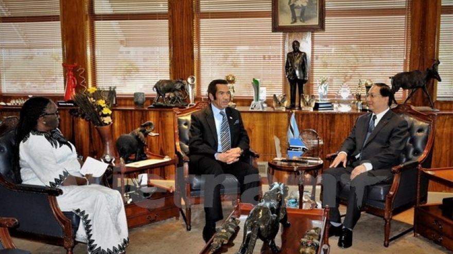 Botswana praises Vietnam’s economic achievements