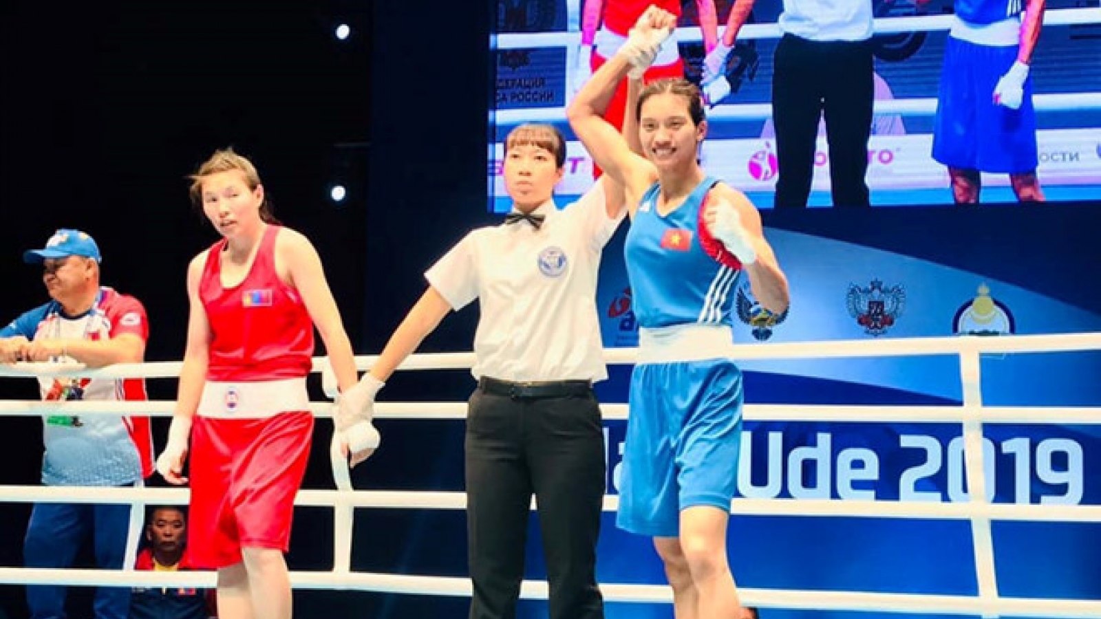 Female boxers into semifinals of World Boxing Championships