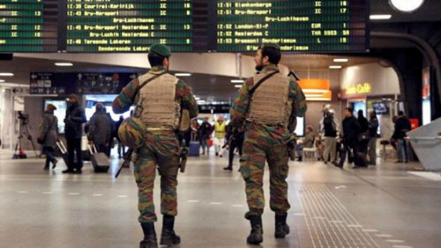 Brussels put on maximum alert on risk of Paris-like attack 