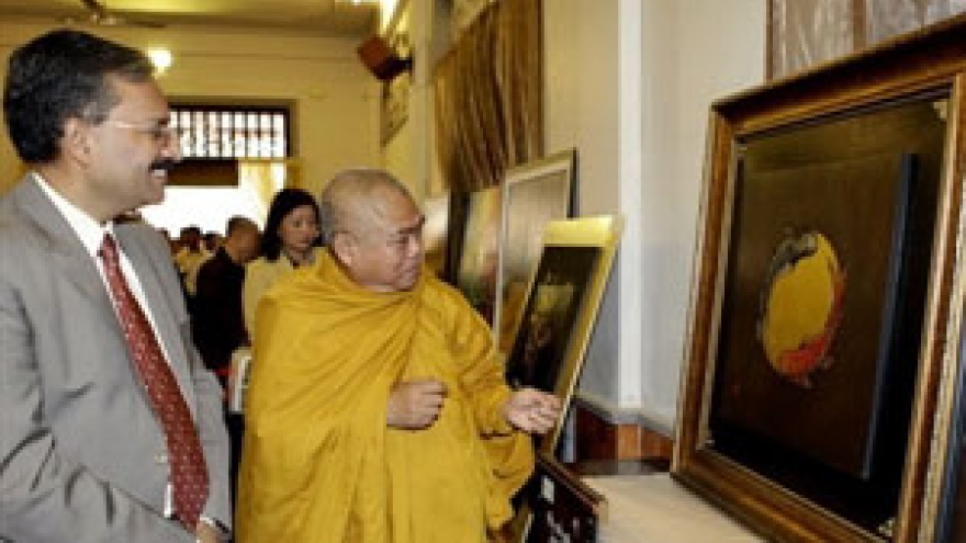 Vietnamese, Lao Buddhist sanghas look to enhance links