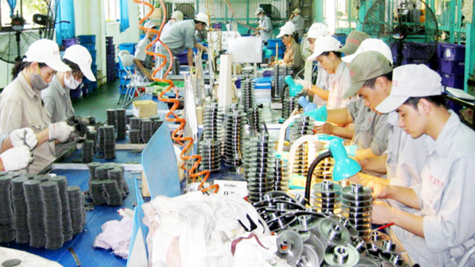 Ways to improve VN business climate