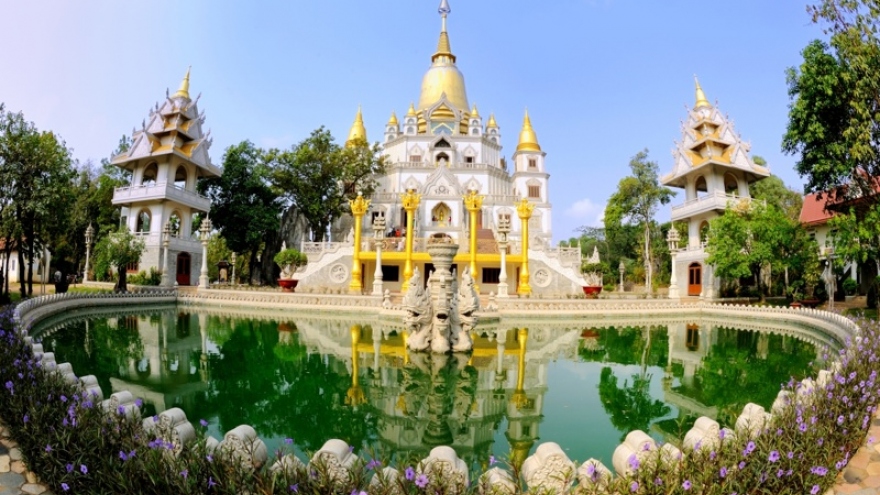 Buu Long Pagoda in Ho Chi Minh City