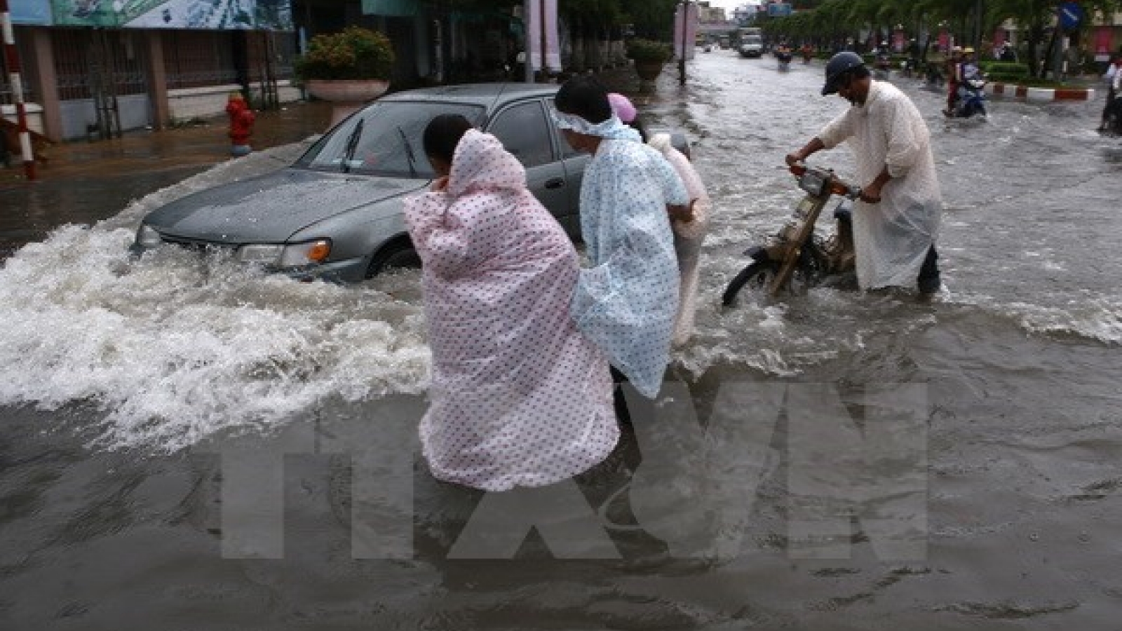 Can Tho asks for Canada’s support in climate change response
