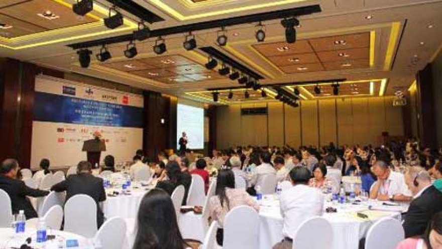 VCFO Seminar: Coping with global ‘Currency War’ 