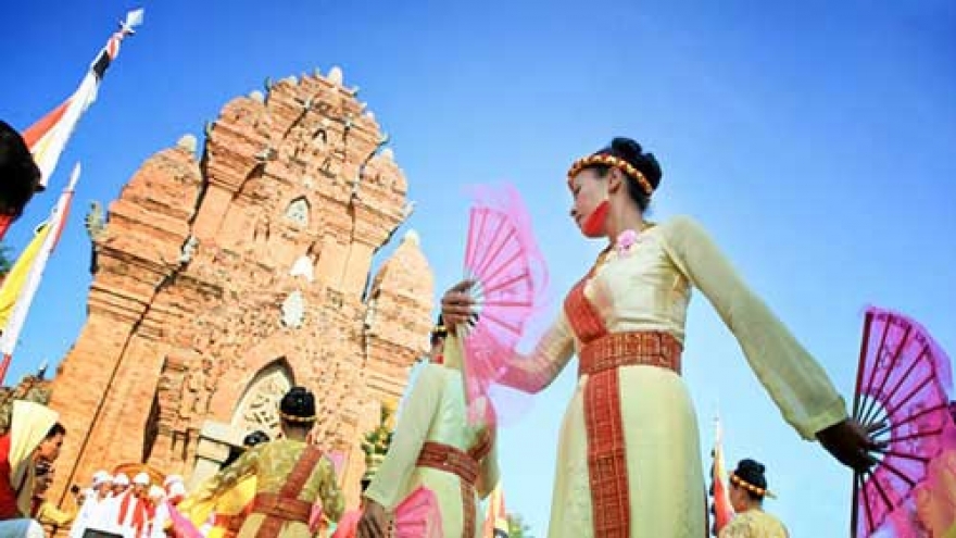 Cultural tourism of Cham ethnic minority