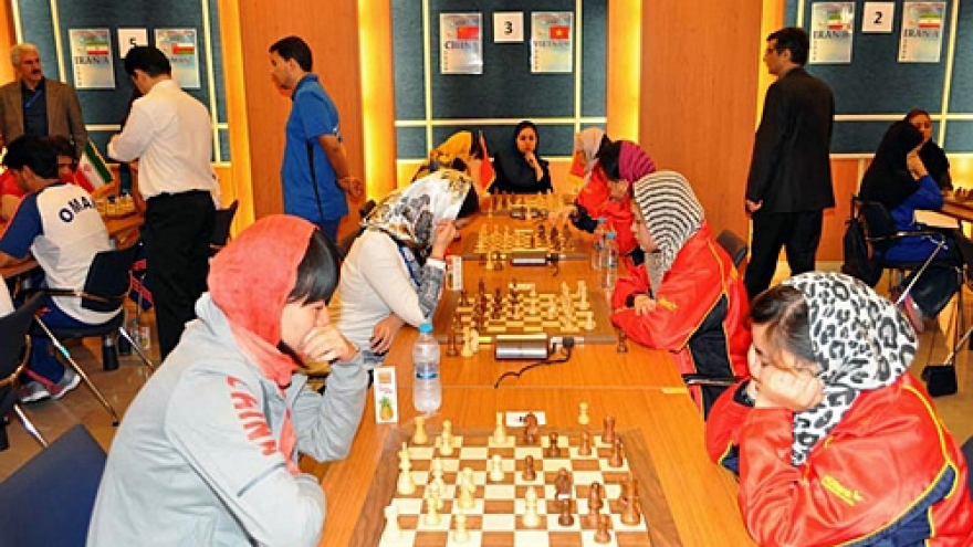 Vietnam team close to Top 10 at Chess Olympiad