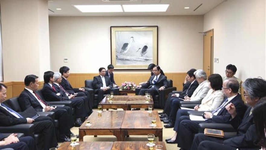Communist Party leader of Japan hosts CPV delegation