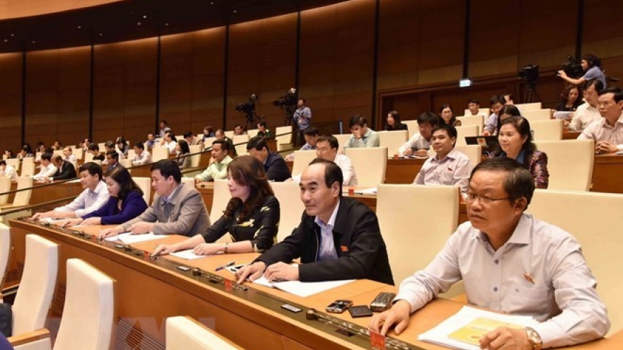 NA: resolutions on adjusting mid-term public investment plan, CPTPP adopted