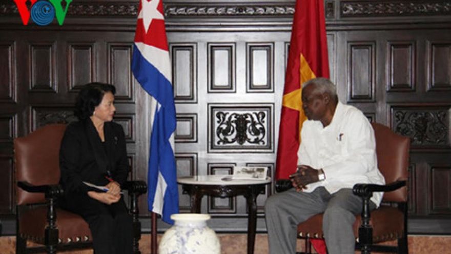 NA Chairwoman stresses solidarity with Cuba