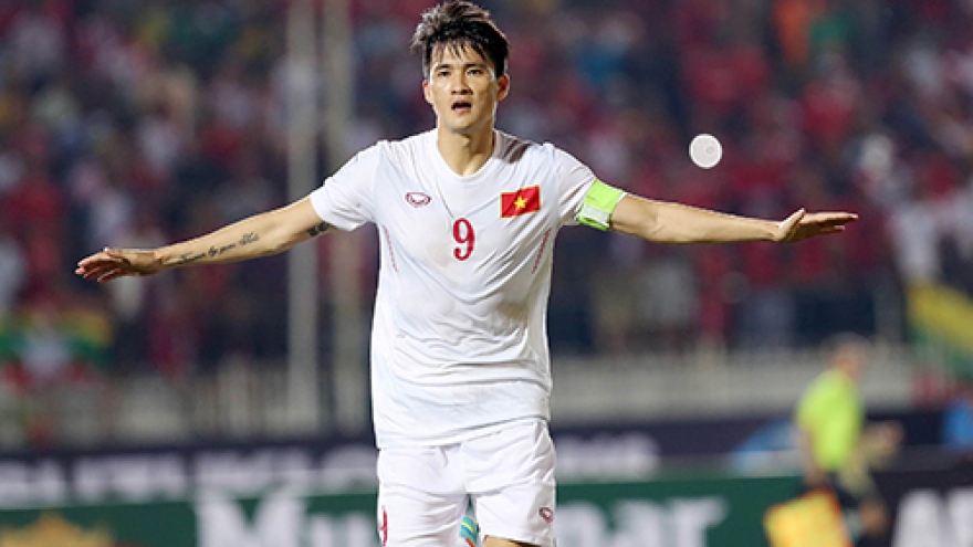 Foreign website hails striker Cong Vinh